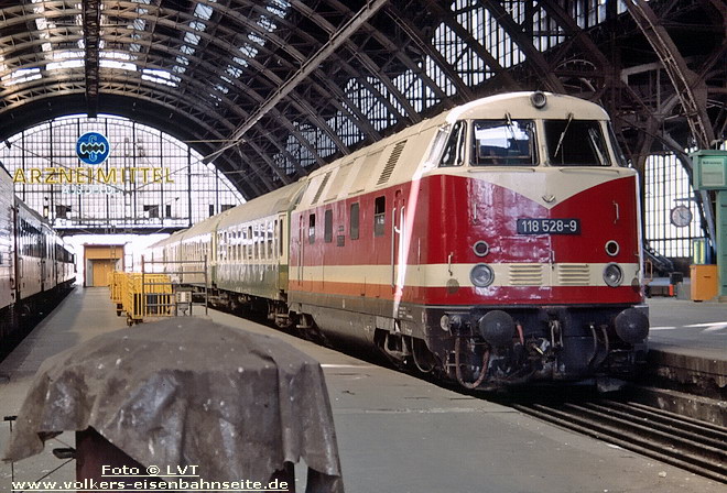 Lok V180 028 118 528