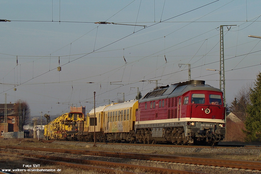 232 550
